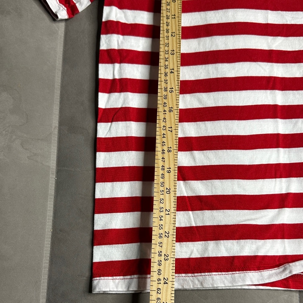 Striped Red and‎ White Boys Shirt size 14/16 - Picture 7 of 8